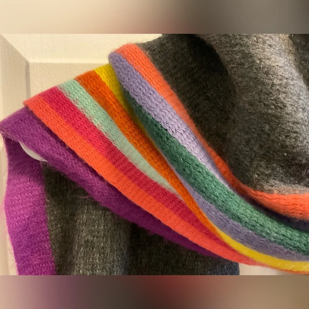 Renee’s NYC Women’s Scarf